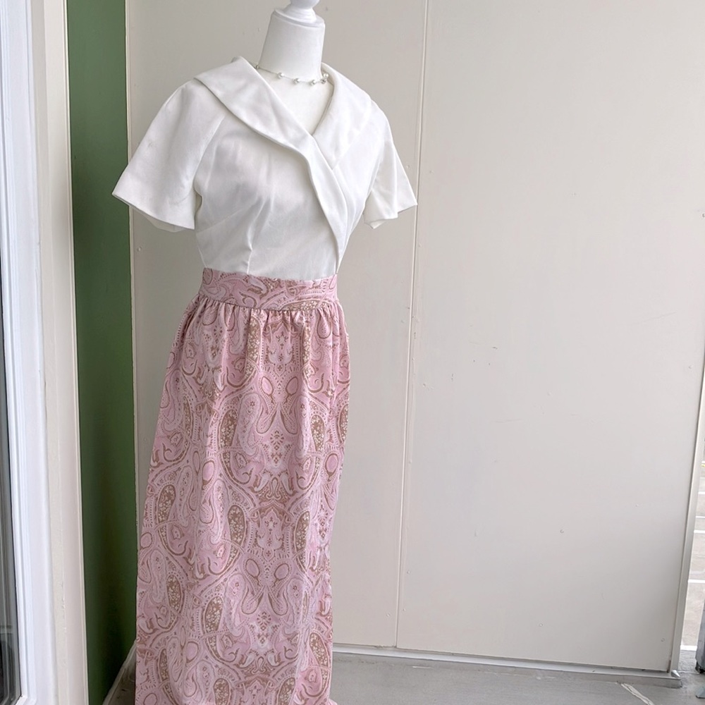 Vintage 60s White and Pink Paisley Boho Maxi Dress